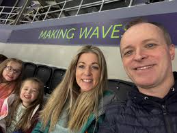 Great day at the “Rewired” conference 2024 in Manchester with the  @thepersonalfinancesociety. Inspiring talks from leaders like  @lifeofsteiner, former Principal of the @Haas F1 team, and @jasonbates  Co-founder of Monzo Bank and