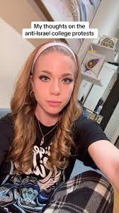 Sarah Haskell's Instagram, Twitter & Facebook