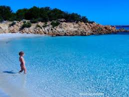 What country separates corsica and sardinia? Guest Post Dicas De Viagem A Sardenha Corsega Vicios De Viagem By Carol