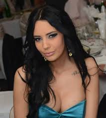 Katarina grujic progovorila o decku marku gobeljicu i da li se plasi da ce joj neka kolegiica preoteti decka fudbalera. Katarina Fanteam Grujic Home Facebook