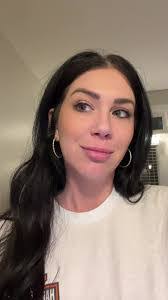 Bethany Stanton's Instagram, Twitter & Facebook