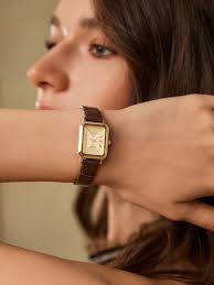 WOMEN'S ROSE GOLD SQUARE ROMAN NUMERAL WATCH｜Motf