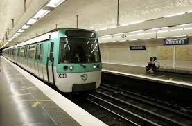 Epingle Par Manuel Eduardo Revoredo Villal Sur Concept Art Post Apocalyspe Metro Paris Metro Paris