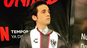 See more ideas about memes, hugo sanchez, humor. Conoce El Pasado De Hugo Sanchez De Club De Cuervos Tvnotas Irresistible