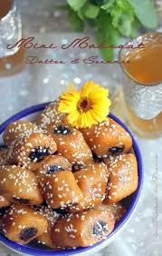 Mini Makrout Aux Dattes Et Graines De Sesame En Friture