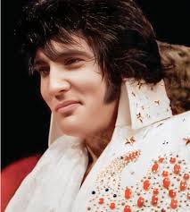 Love this beautiful picture of Elvis captures him back stage Love his  incredible beauty and that grin melt 🤗🔥🔥💯