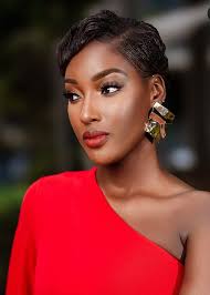 Yona Poet ayi bad sherm 🤣I don't know what's wrong with Mr More. Follow N  Scenes for more advanced updates. Catch #scandal tonight