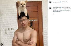 Tanggal lahir atau umur rey mbayang? 5 Potret Anak Artis Pamer Tubuh Sixpack Betrand Peto Hingga Azka Corbuzier Matamata Com