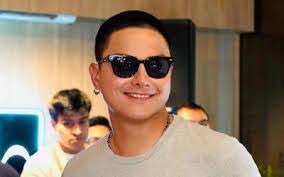 Eric Borja's Instagram, Twitter & Facebook