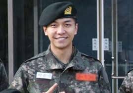 법정서 호흡곤란을 호소한 전두환 전 대통령 /사진=연합뉴스. ì´ìŠ¹ê¸° í›ˆë ¨ì†Œ ì‚¬ì§„ êµ°ë³µ ìž…ì€ ëª¨ìŠµë³´ë‹ˆ ëŒ€ë°• ì„œìš¸ì‹ ë¬¸