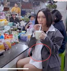 Rò rỉ ảnh anh tú đưa diệu nhi đi khám thai, cặp đôi che chắn kín bưng và giữ khoảng cách tuyệt đối? Fh1a8 Qxufbpim