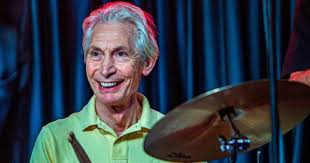 È morto a 80 anni charlie watts, leggendario batterista e cofondatore dei rolling stones. Thdokxgrnu5iim