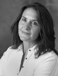 Susan Petrone's Instagram, Twitter & Facebook