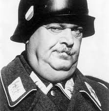 Blizzard. It is 2025. My entire guild is cross faction. My raids are cross  faction. My questing zones are cross faction. My Mythic+ dungeons are cross  faction. Why can I not make