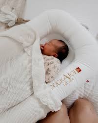 Tiny Daisy I Cannot Believe How Much She Has Changed In 4 Short Months I Miss Her So Teeny Already Mamahassupe Dockatot Traveling With Baby Baby Lounger