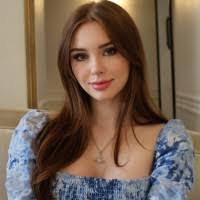 Tabitha Pyle's Instagram, Twitter & Facebook