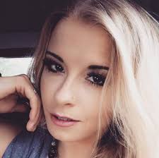 Mia Julia Brückner ได้เพิ่มรูปภาพใหม่