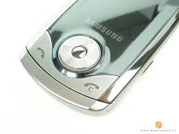 Samsung U700 review: Ultra fit ...