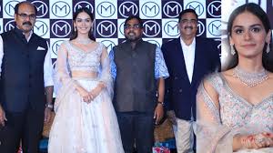Manushi Chhillar Signs Up As Malabar Gold Brand Ambassador Bollywood Bubble Youtube Malabar gold and diamonds is a leading division of the esteemed malabar group of companies and a reliable jewellery brand name in india & gcc owning more than 132 retail stores. manushi chhillar signs up as malabar gold brand ambassador bollywood bubble