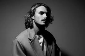 Sakkari joins stefanos tsitsipas in the roland garros semis in what has been a dream week for greek tennis. La Fenomenologia Social Di Stefanos Tsitsipas Il Tennista Digitale