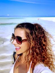 Wie sehr ich dich doch liebe meine Süße, mein Liebling, meine Zaubermaus.  Wenn du wüsstest, was du mir alles gibst?! Du bist immer an meiner Seite,  egal wohin ich gehe, egal wie