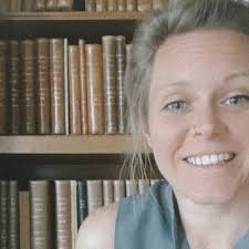 Laura Reynes (@lauradrives)