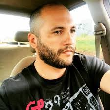 Fernando Aranda's Instagram, Twitter & Facebook