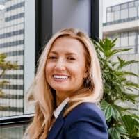 Amy Sebring's Instagram, Twitter & Facebook