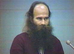 Après un enfer de 12 ans, dont elle est sortie avec un bras et plusieurs dents en moins, elle livre un témoignage bouleversant dans l'alliance de la brebis. Roch Theriault Murderpedia The Encyclopedia Of Murderers
