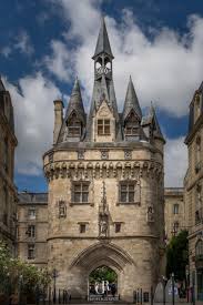 Cailhau Gate In Bordeaux City Southwestern France In 2020 City Places To Visit Castle House