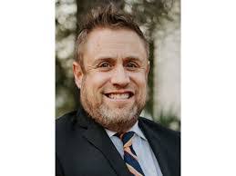 Dennis Rigby's Instagram, Twitter & Facebook