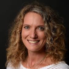 Beth Morgan's Instagram, Twitter & Facebook