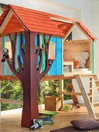 Baumhaus Kinderbett Kostenlose Schritt Fur Schritt Anleitung Und Bauplane Plus Videotutorial Kinder Bett Kinderbett Baumhaus Kinderbett