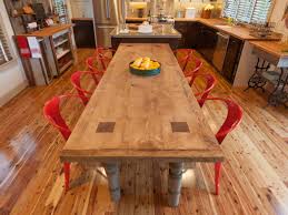 The legs are timber frame trusses, with all traditional mortice and te… How To Build A Reclaimed Wood Dining Table How Tos Diy
