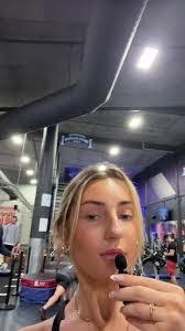 Hannah Bunker's Instagram, Twitter & Facebook