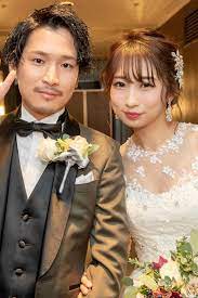 会場装飾や衣装など 全てにおいて統一感を出したナチュラルウェディング ザランドマークスクエアトーキョーで挙式された先輩花嫁の結婚式レポート hi wedding 0308さん 2021 花嫁 ナチュラル ウェディング ウェディング