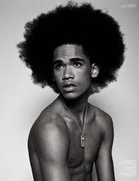 Découvrez la coupe courte cheveux bouclés pour femme et homme en 49 photos. Coiffure Cheveux Boucles Homme