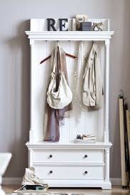 Kompaktgarderobe Vronato In Weiss Im Landhausstil In 2020 Landhausmobel Weiss Landhaus Mobel Garderobe Landhausstil