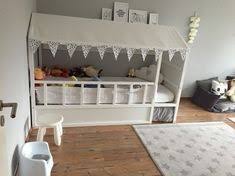 Bedroom Bett Hellgrau Ikea Kids Kura Umgestalten Wandfarbe Weiss Zelt Ikea Kura Bett Umgestalten Weiss Zelt Wandf Ikea Kura Bed Kid Beds Ikea Bed Hack