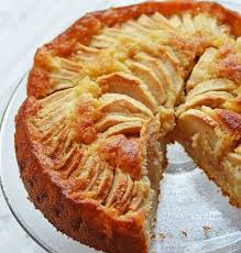 Moelleux Aux Pommes Et A La Frangipane Moelleux Aux Pommes Gateau Pomme Poire Gateau Pomme Amande
