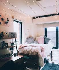 People On Reddit Shared A Hacks For Enhancing Your College Dorm And They Re Pretty Great College Dorm Room Decor Cozy Dorm Room Dorm Room Designs