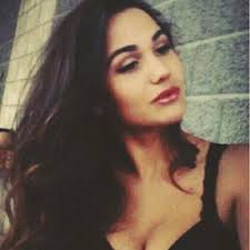 Lara Patel (@soubirious)