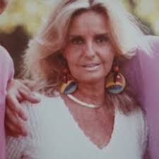 Gayle Hummel's Instagram, Twitter & Facebook