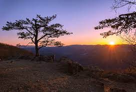 Offers views of torrey ridge and the shenandoah valley to the west. Sunset From Raven S Roost Overlook On The Blue Ridge Parkway Photograph By Stacy Smith