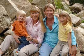 Bindi irwin and her husband, chandler powell, announced friday they have welcomed their first child, daughter grace warrior irwin powell. Robert And Bindi Irwin S Tributes Remembering Steve Irwin