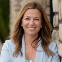 Heather Pelton's Instagram, Twitter & Facebook