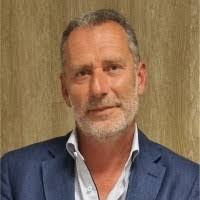 Paul Schupp's Instagram, Twitter & Facebook