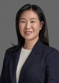 Janet Lim's Instagram, Twitter & Facebook