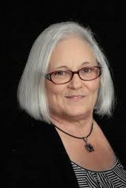 Pauline Melton's Instagram, Twitter & Facebook