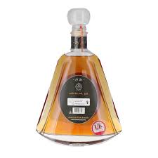 1826 XO 18 Years Old -The Whisky Pillar